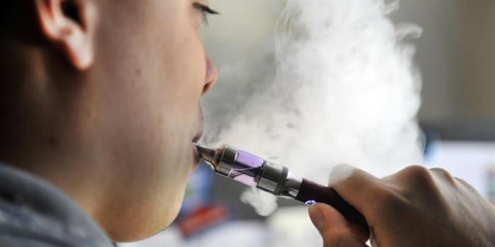 Ароматизированные электронные сигареты по-разному влияют на дыхательные пути, фото: Scott Air Force Base