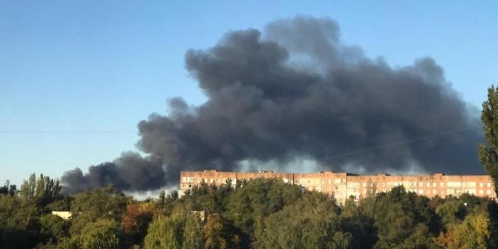 У Донецьку лунають вибухи, фото: twitter.com/hochu_dodomu