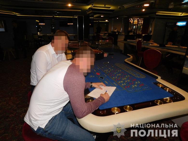 Криминал Киева: разоблачили очередное подпольное казино, фото — Нацполиция