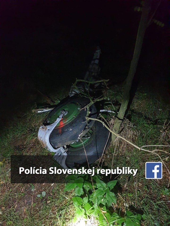 Место авиакатастрофы. Фото: Polícia Slovenskej republiky в Facebook