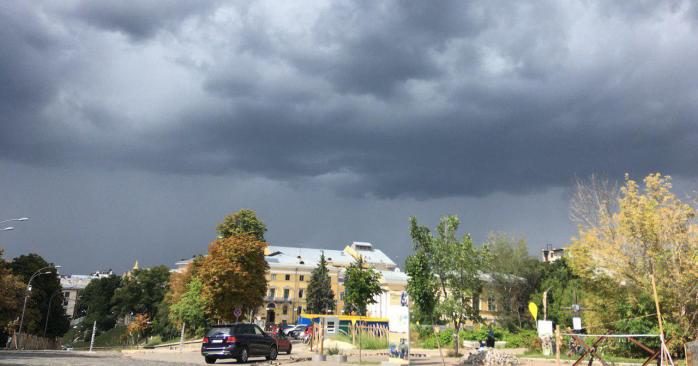 Погода в Україні погіршиться – Гідрометцентр. Фото: Ракурс