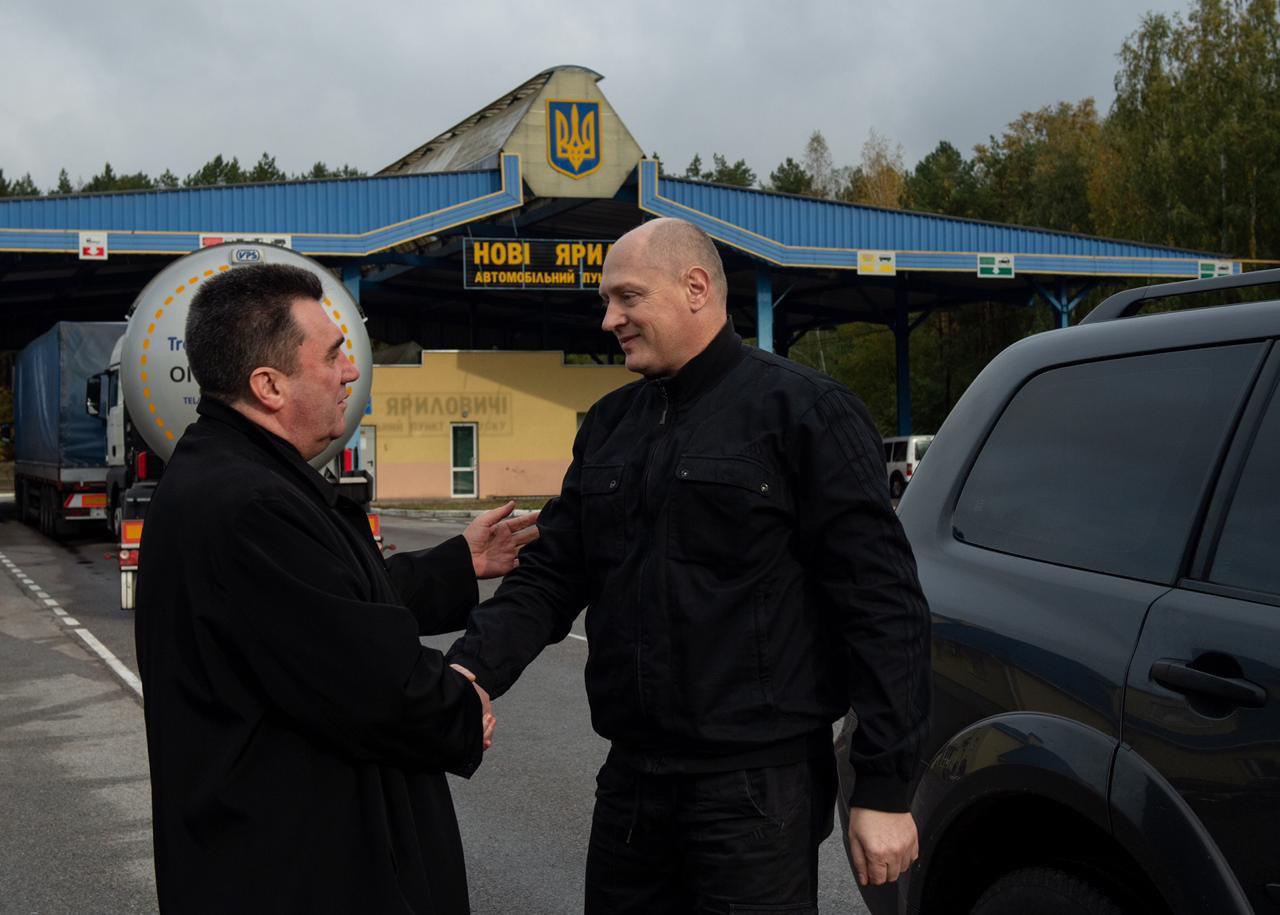 Беларусь отпустила украинского журналиста Шаройко. Фото: пресс-центр Зеленского