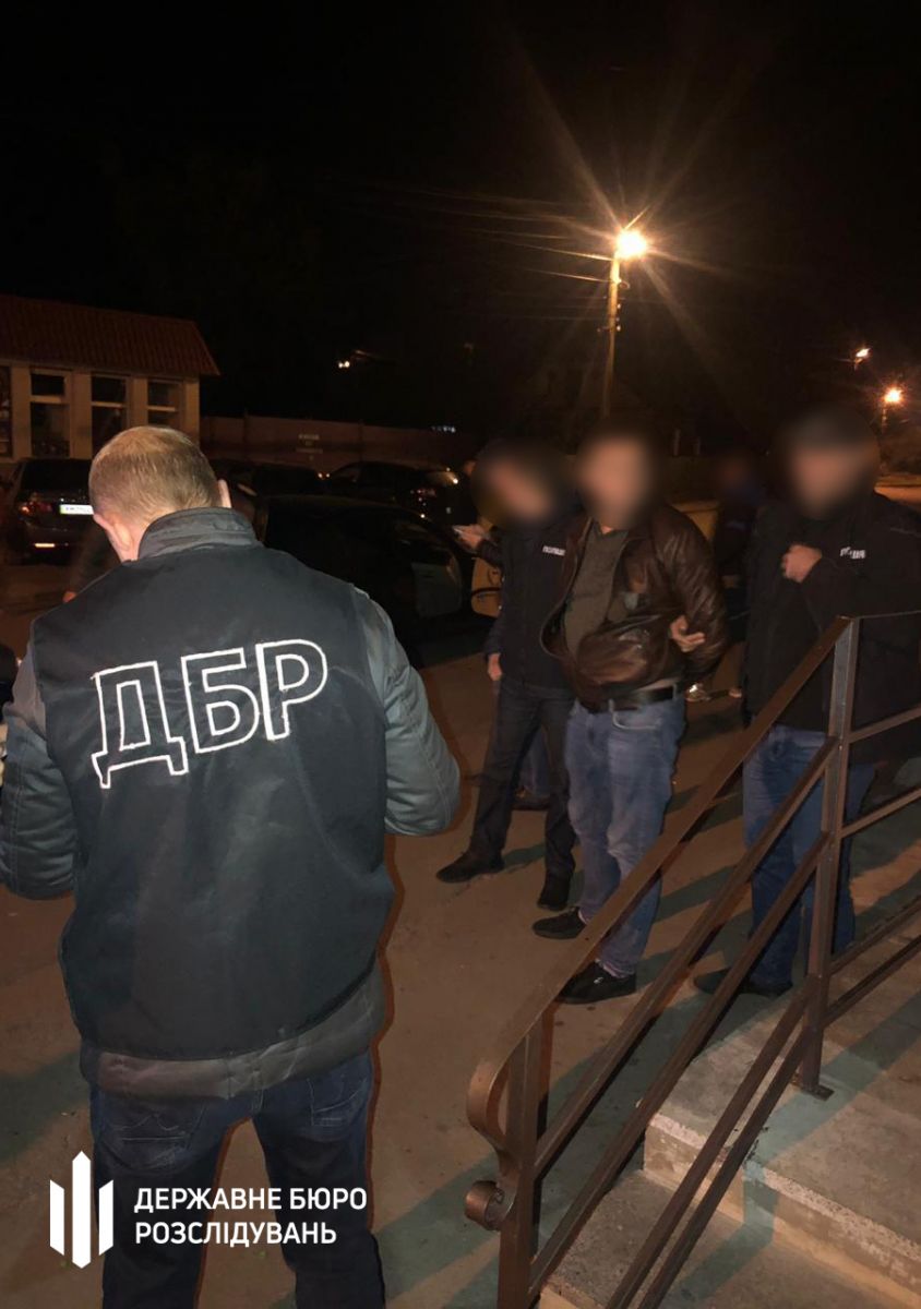 Под Житомиром начальника полиции задержали по подозрению в торговле наркотиками. Фото: ГБР