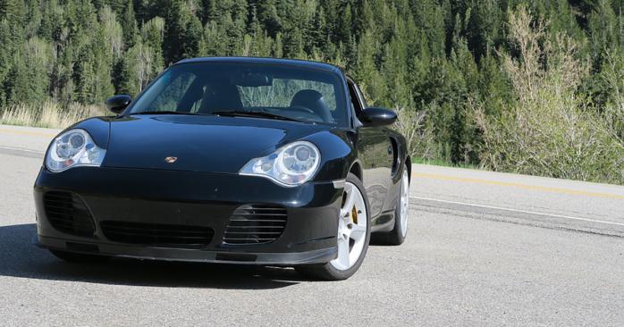 Спортивний автомобіль Porsche 911. 