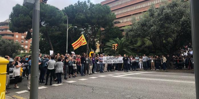 Во время протестов в Каталонии, фото: Catalans for Yes