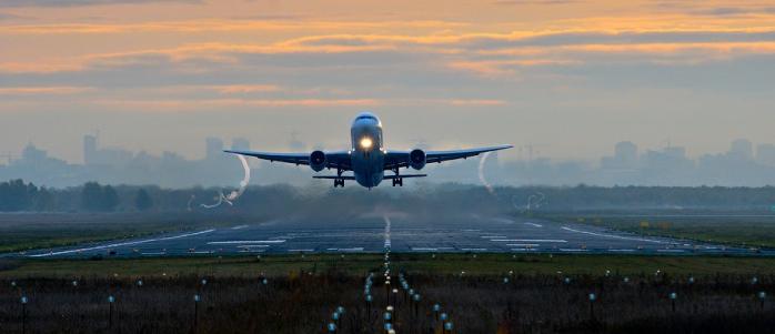 Аеропорт у Запоріжжі відкрився після капремонту і заводить до себе Wizz Air, фото — Фейсбук МА "Запоріжжя"