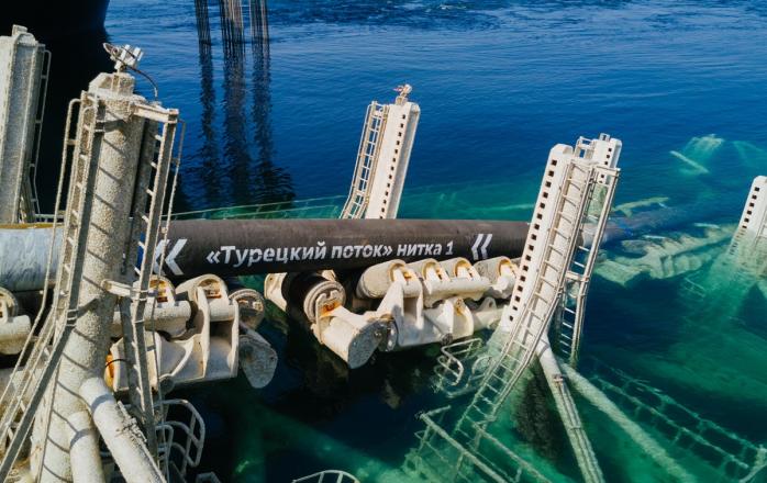 «Нафтогаз» против "Газпрома": суд арестовал акции компании, которая строит «Турецкий поток» в обход Украины, фото — Корреспондент