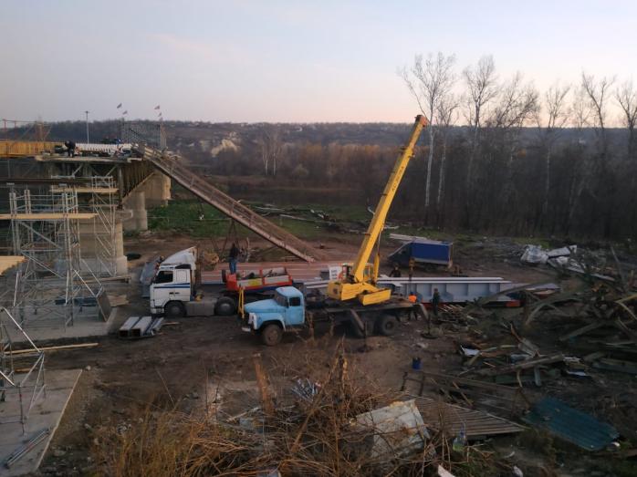 Обхідний міст у Станиці Луганській майже готовий: що відбувається на будівництві, фото — ООС