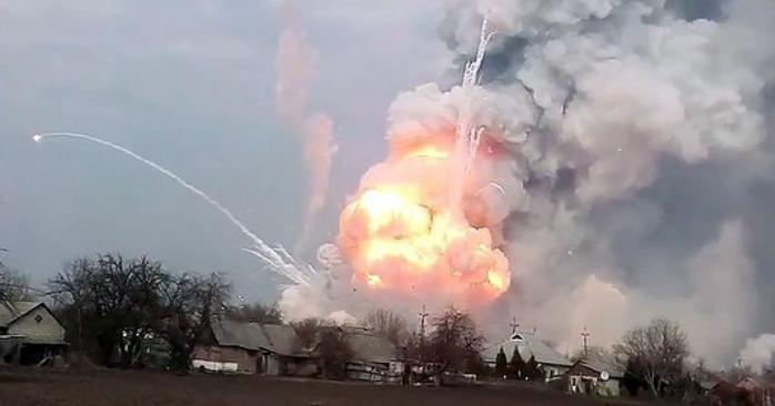 ВРУ создала ВСК по расследованию взрывов на военных складах. Фото: golos.ua