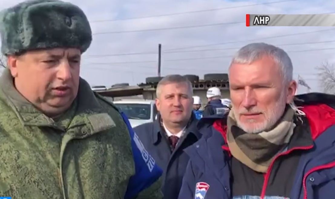 Війна на Донбасі: Геращенко готує запит щодо візиту депутатів Держдуми у район розведення сторін, скріншот відео