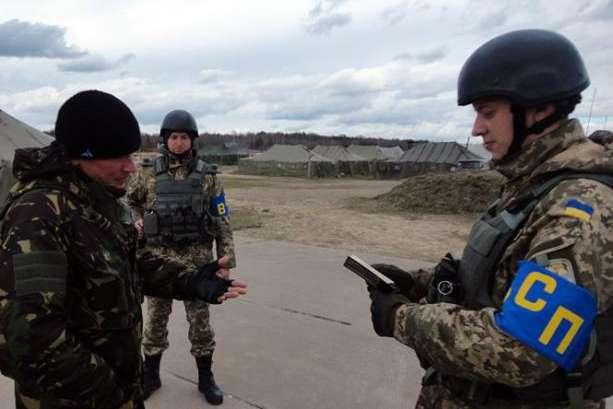 Военную полицию Зеленский обязал создать в структуре Минобороны, фото — Главком