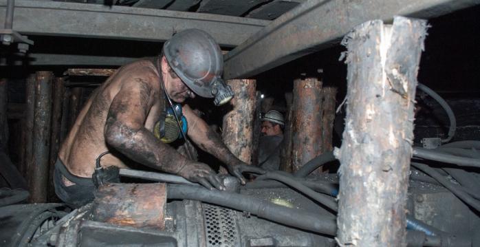 Зеленский заявил о погашении задолженности по заработной плате шахтерам, фото: pixabay