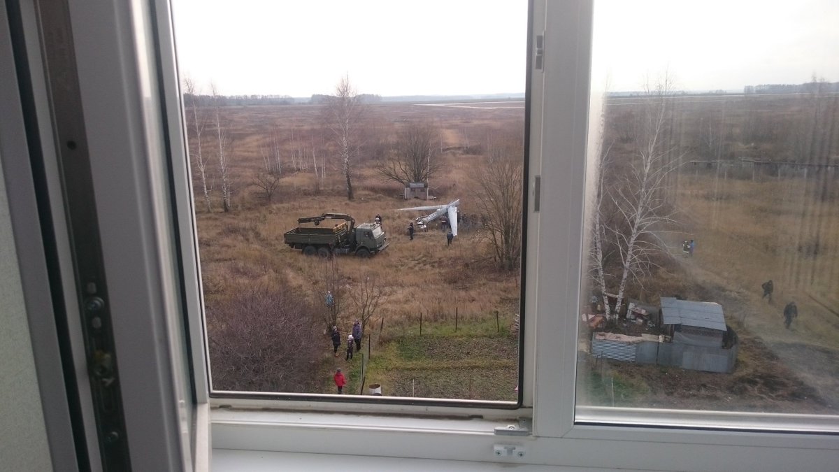 Аварія у Росії: військовий дрон упав у двір багатоквартирного будинку в Рязанській області, фото — Ya62.ru.