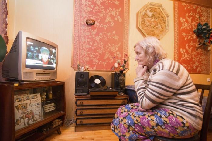 Украина вошла в топ-10 стран Европы по уровню просмотра ТВ, фото — Саратов24