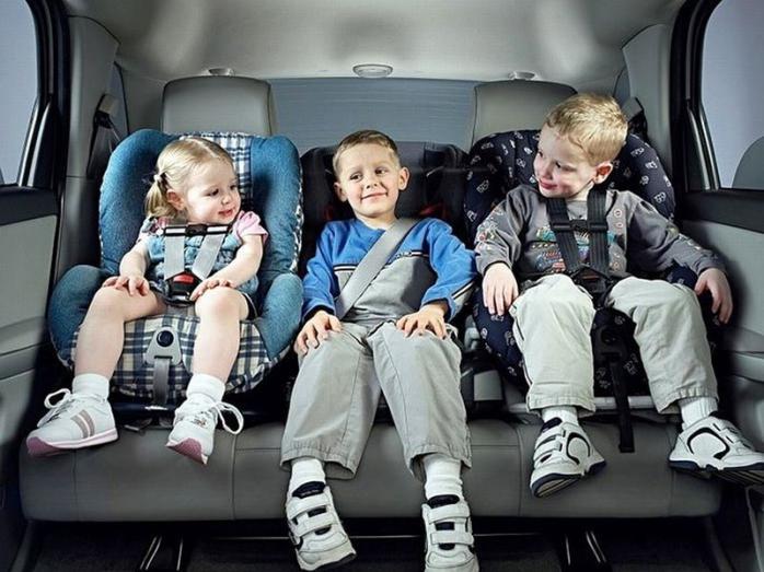 Дети в такси без кресла со скольки лет