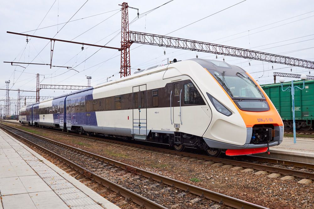 «Укрзалізниця» тестує новий український потяг. Фото: ТСН