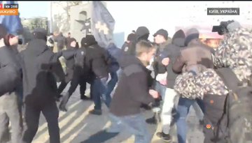 Марш трансгендеров в Киеве: полиция задержала шесть человек, фото — "Громадське"