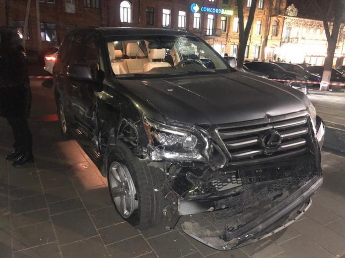 Нелегальный конвертатор убегал от СБУ и разбил 10 авто в Днепре, фото — СБУ