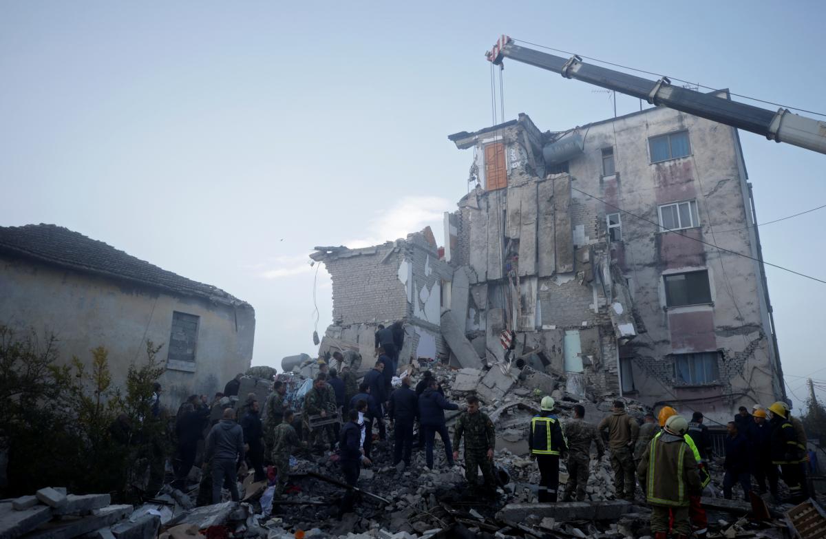 Землетрясение в Албании: четыре человека погибли, 150 пострадали, фото Reuters