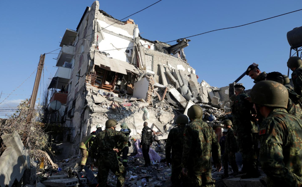 Землетрясение в Албании: четыре человека погибли, 150 пострадали, фото Reuters
