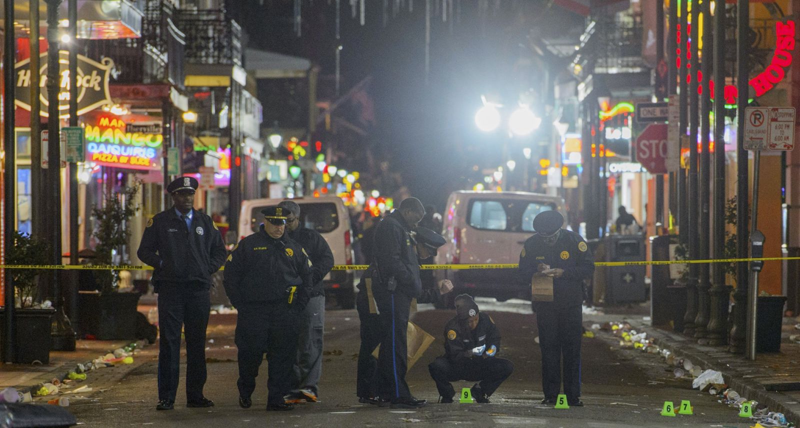 Стрельба в США: огонь открыли после футбольного матча в Орлеане, ранены 11 человек, фото — NBC