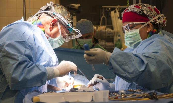 Верховна Рада ухвалила закон про трансплантацію, фото: Military Health System 