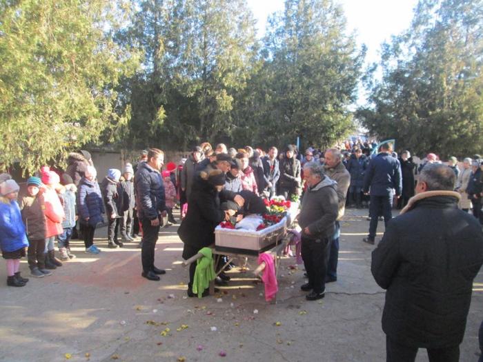 Во время траурной церемонии, фото: «Бессарабия Информ»