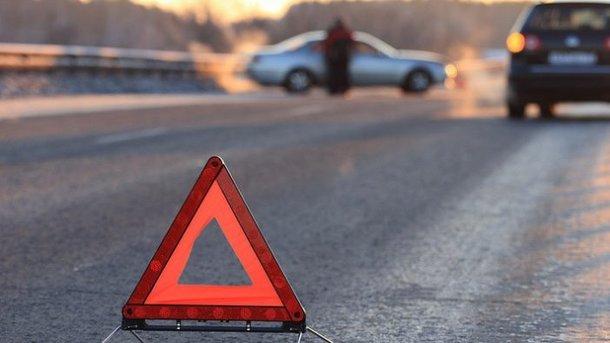 ДТП в Киевской области: авто сбило двух детей и протаранил опору, фото — "Львівська хвиля"