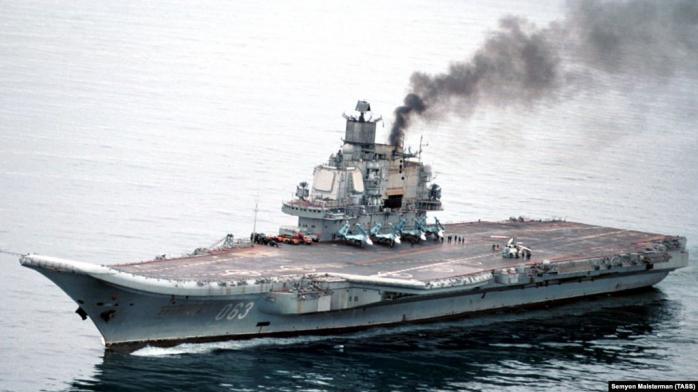 «Адмірал Кузнєцов» у вогні: з російським авіаносцем знову трапилася халепа, є постраждалі, фото — "Радіо Свобода" 