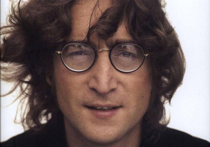 Культові окуляри Джона Леннона продали на аукціоні за 183 тис. дол., фото — LiveJournal