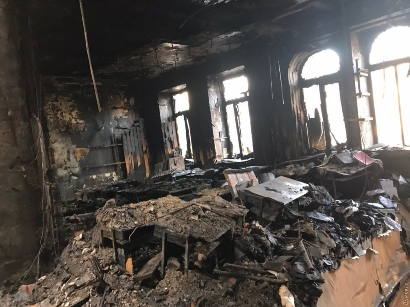 Пожежа в Одесі: фото згорілого коледжу, у якому завершили розчищення згарища, фото — Думська