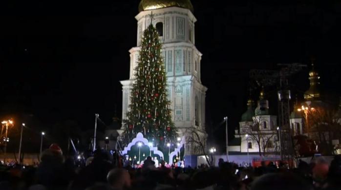 Софійська площа в Києві, фото: соціальні мережі