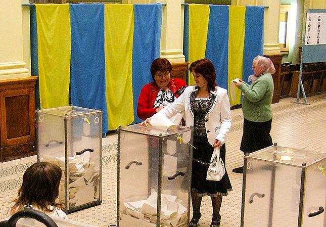 В Украине проходят выборы в объединенные территориальные общины, фото: Википедия