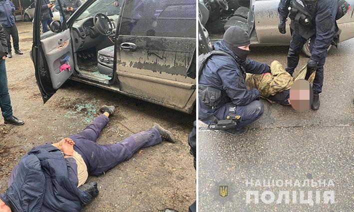 В Днепре задержали преступную группу, которая подорвала из гранатомета автомобиль, фото: Нацполиция
