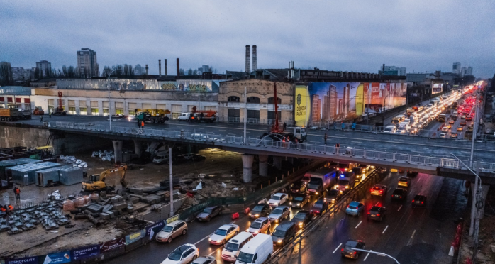 У Києві перед відкриттям випробовують Шулявський міст, фото: facebook 