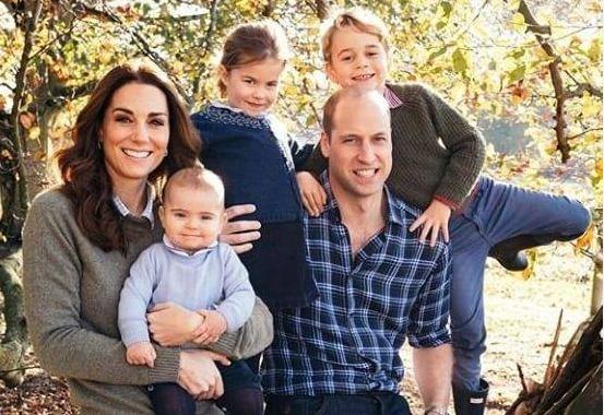 Принц Вільям і Кейт Міддлтон згадали у підсумках року народження сина принца Гаррі та Меган Маркл, фото — Kensington Royal