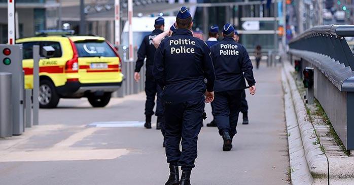 У Брюсселі поліція затримала сотні осіб, які влаштували заворушення. Фото: Anadolu