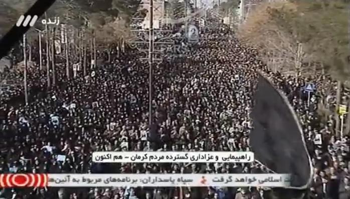 Убийство Сулеймани: в Тегеране массовый протест, люди сжигают флаги США и Израиля