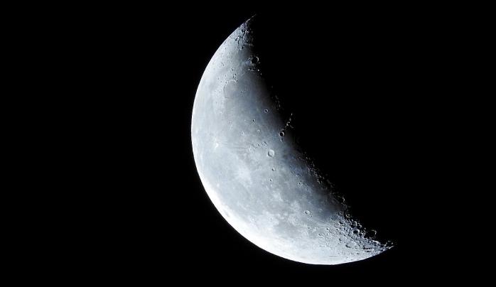 Астронавт NASA показала фото Луны с борта МКС, фото: pixabay