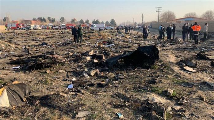 Авиакатастрофа МАУ в Иране: СНБО подтвердил гибель 11 украинцев, СМИ обнародовали имена