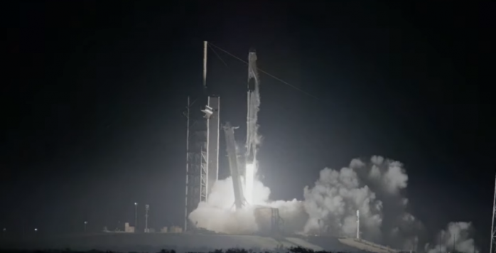 SpaceX під час випробувань корабля Crew Dragon підірвали ракету, фото: скріншот 