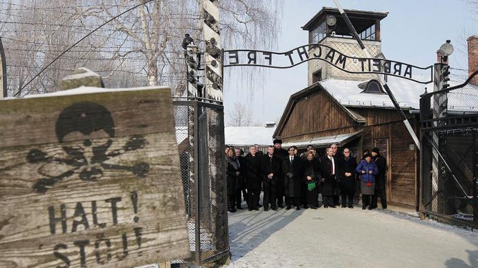 Годовщина освобождения Освенцима: трансляция из бывшего концлагеря Аушвиц-Биркенау, фото — НТВ