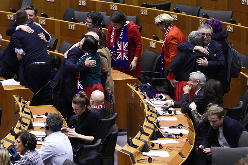 Brexit: в Европарламенте тепло попрощались с британскими коллегами, фото — GlobalLookPress