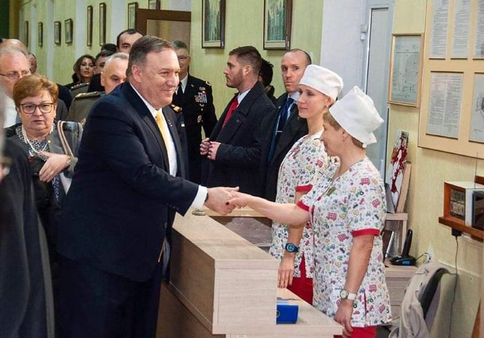 Майк Помпео відвідав у госпіталі українських воїнів. Фото: Міністерство оборони України