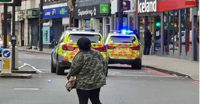 Резню в Лондоне устроил неизвестный, полиция считает это терактом. Фото: Апостроф