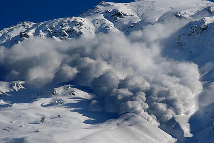Сходження снігових лавин у Туреччині. Фото: Viknaodessa.od.ua
