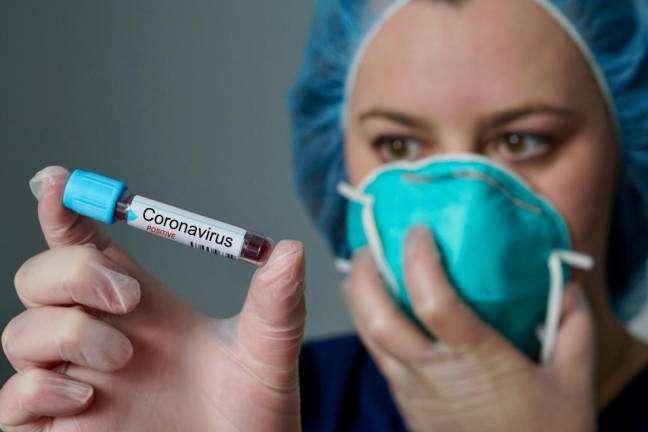 Вакцину против коронавируса тестируют в Британии. Фото: Главком