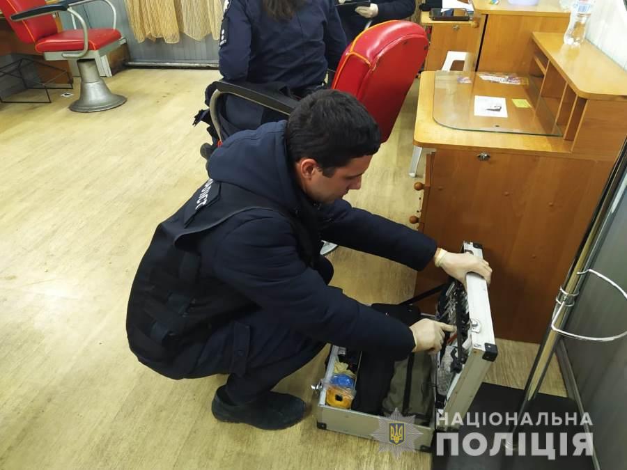 В Одесі сталася стрілянина в перукарні. Фото: Нацполіція