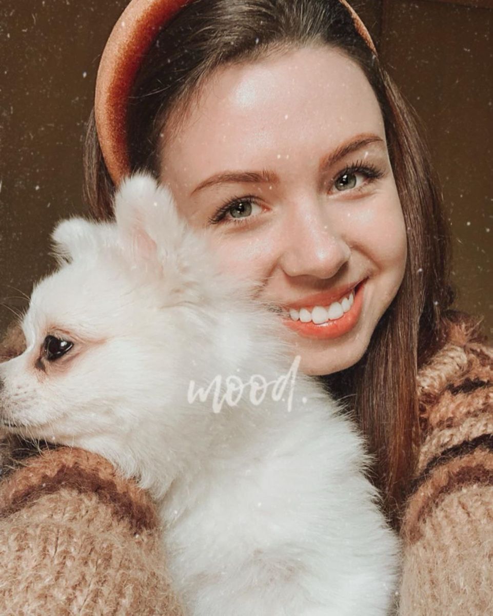 Украинка отказалась покидать Ухань без своей собаки. Фото: Instagram/nastyazinchenko