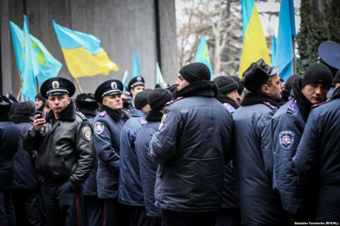 Під час мітингу в Криму 26 лютого 2014 року, фото: Станіслав Юрченко
